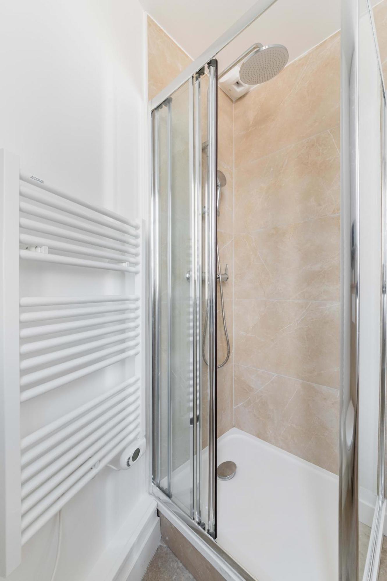 2 Pieces Refait Neuf Metro Jaures - Paris 19 - 4P - Flat-Guest Apartamento Exterior foto